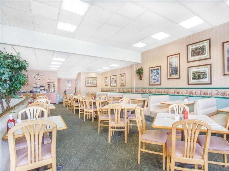 Howard Johnson By Wyndham Atlantic City Exterior photo